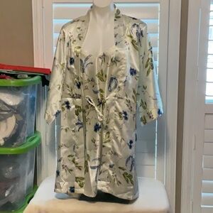 Floral Satin Robe - White and Blue